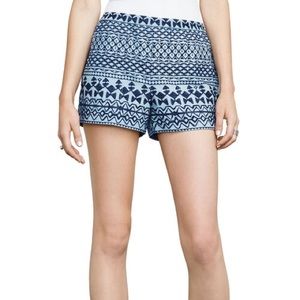 BCBGMaxAzria Blue Patterned Shorts Size M | Boho Chic Tribal Print Elastic Waist